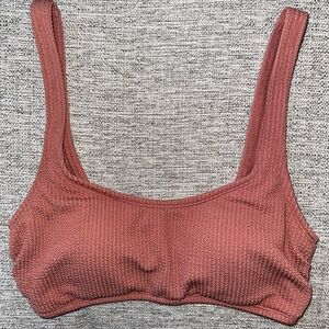 New never worn no tags Women’s Time and Tru bikini top size large